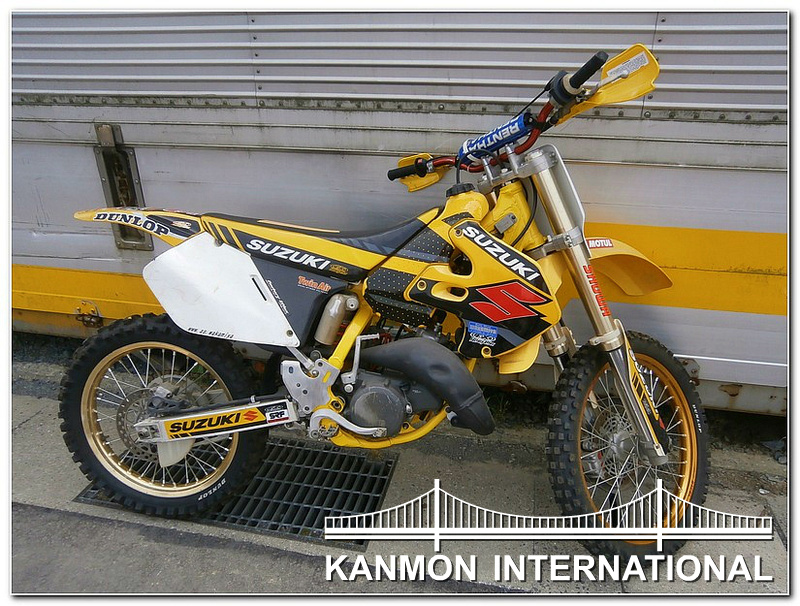 2284-SUZUKI_RM125_.jpg